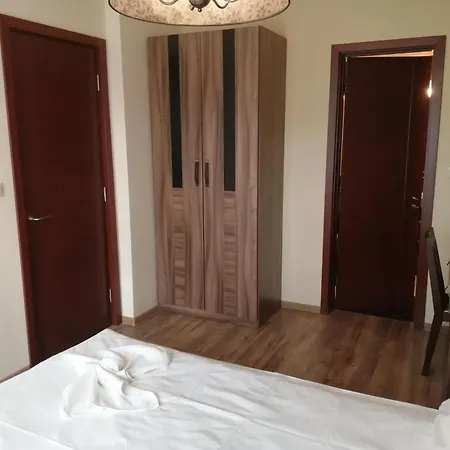 голдън лайн Aparthotel
