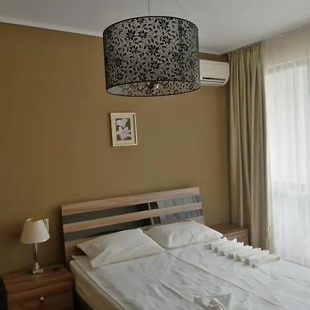 голдън лайн Aparthotel